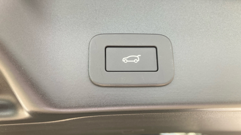 Land Rover Range Rover Evoque 1.5 P270e Autobiography 5dr Auto [Revised] Hatchback